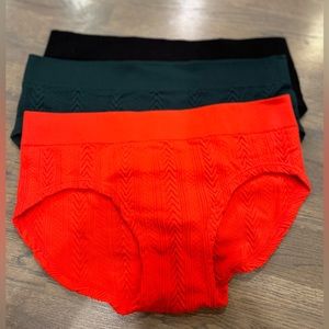 AERIE Seamless Cardigan Boybriefs - Set of Three- Medium NWOT